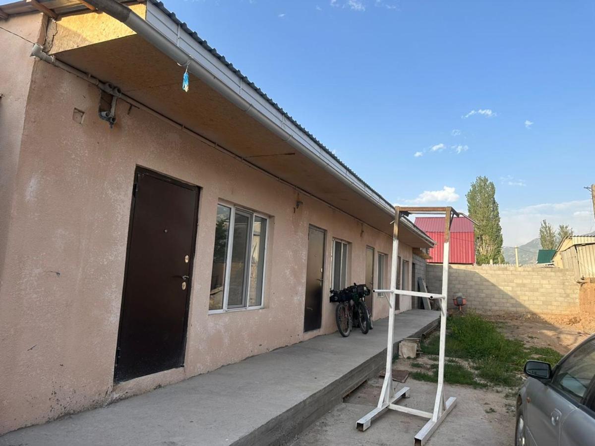 Bed and Breakfast Pamko à Naryn Extérieur photo